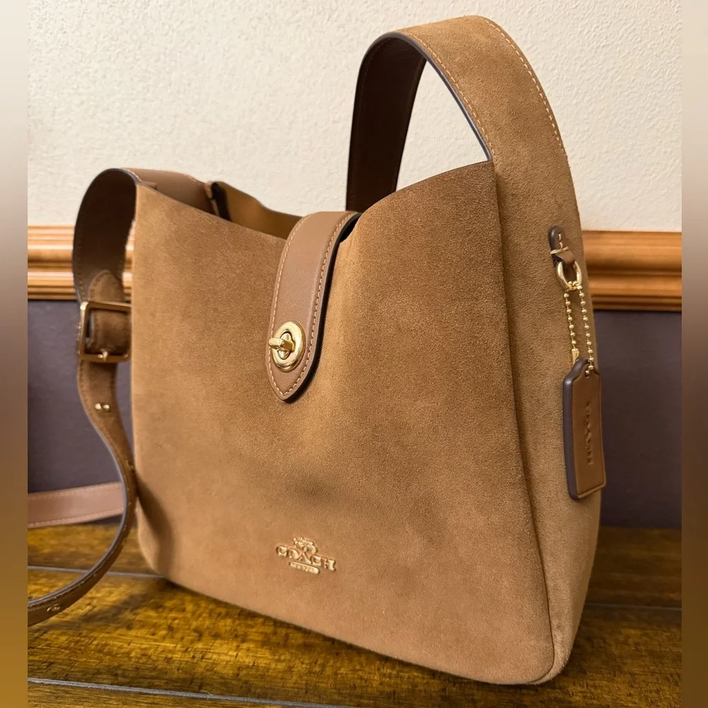 ✨ Coach Hadley Convertible Crossbody Bag in Suede ✨